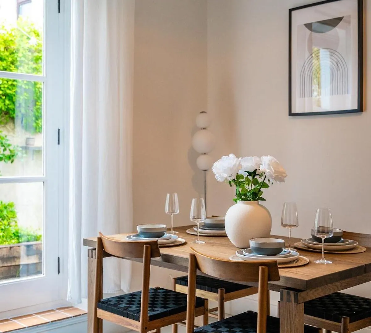 Semesterbostad Long Stay Large 3 Bedroom House With Parking And Garden Nr City Centre Great For Groups And Families Cardiff